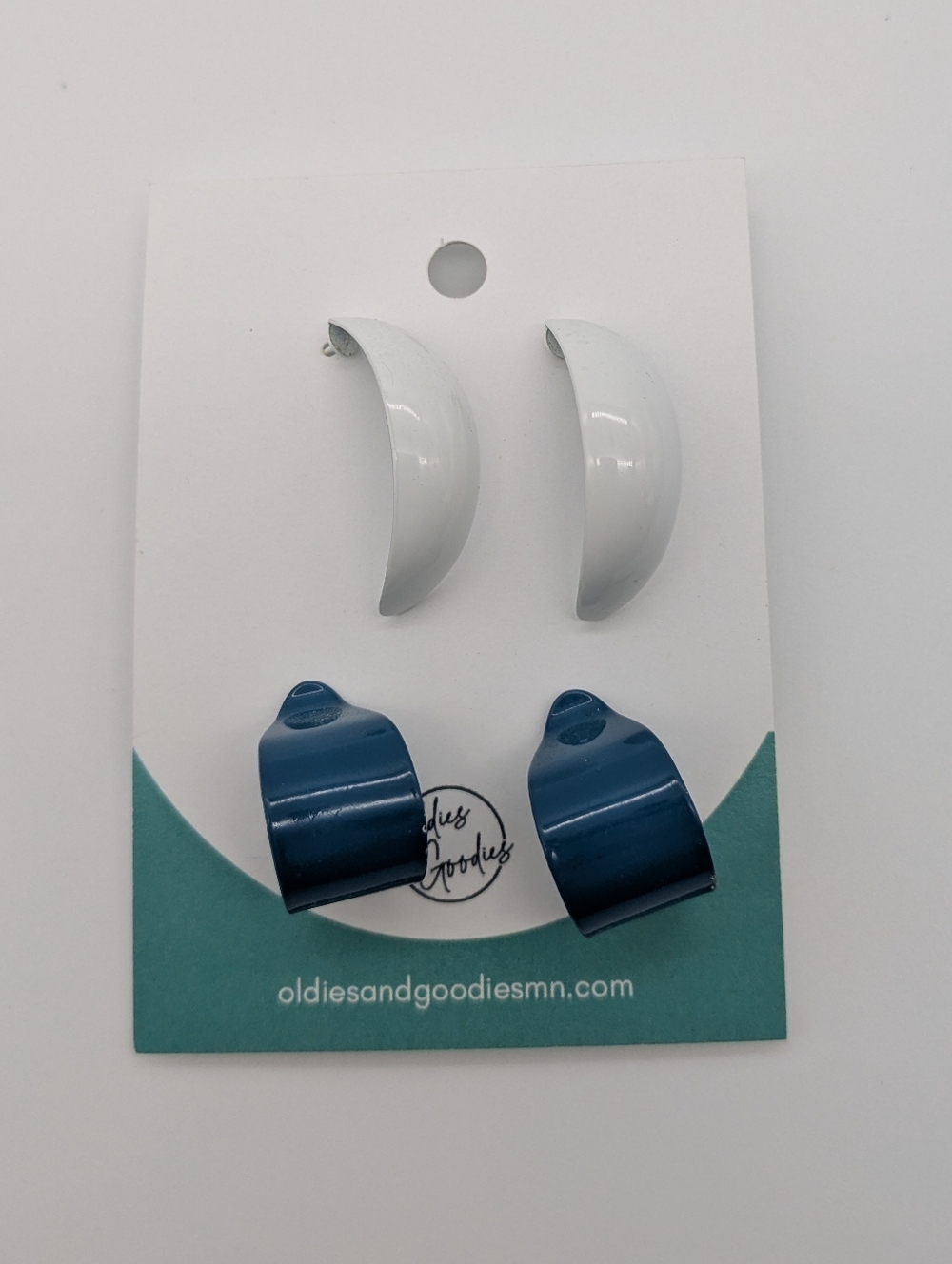Vintage Blue and White Stud Earrings Set